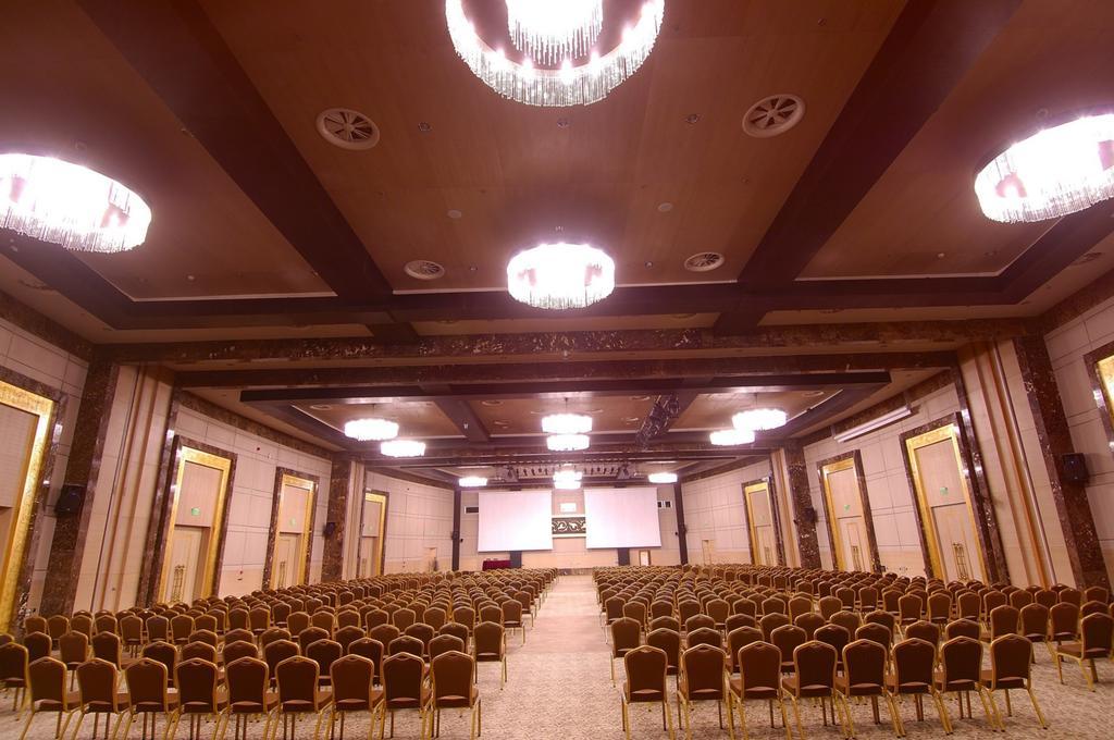Dedeman Konya Hotel Convention Center Εξωτερικό φωτογραφία